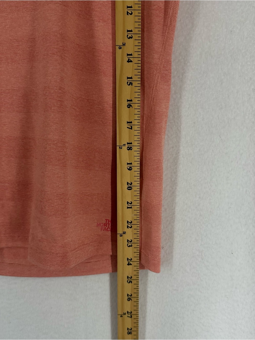 The North Face Womens FlashDry Tee Sz Small Pink Short Sleeve - Picture 3 of 9